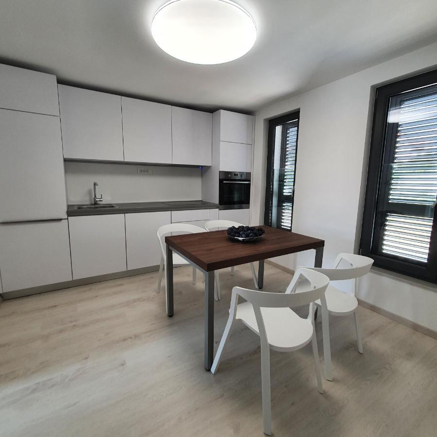 Villa Aquamarine Apartments Novalja Zewnętrze zdjęcie